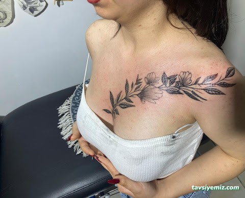 Dövmeci Star Tattoo Piercing