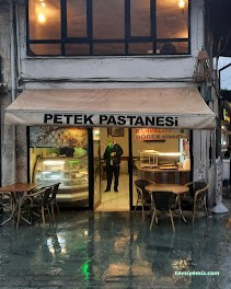 Köprübaşı Petek Pastanesi 1947