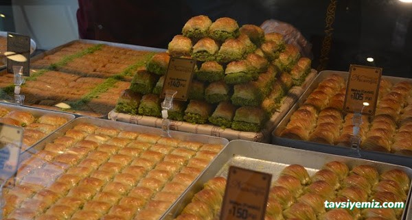 Nacaroğlu Baklavaları