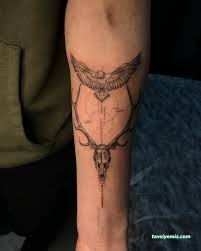 Van Dövme Piercing Fidan Demirel