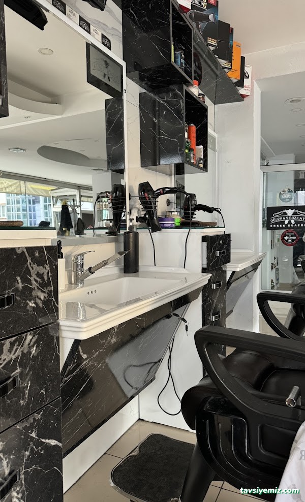 Oğuzhan Bozkaya Erkek Kuaförü