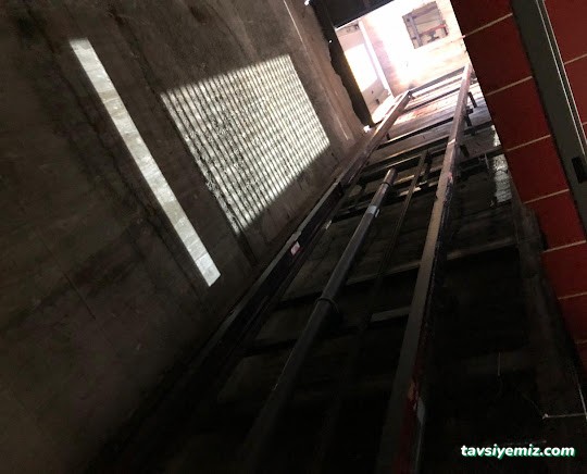 İstanbul Yük Asansörü