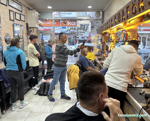 Erkan Erkek Kuaför Salonu Ve Kozmetik