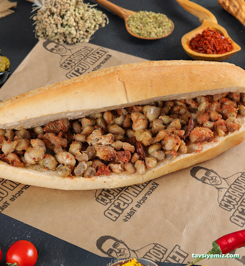 Kokoreççi Tekin Usta