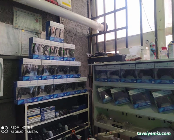 90+4 Playstation Cafe