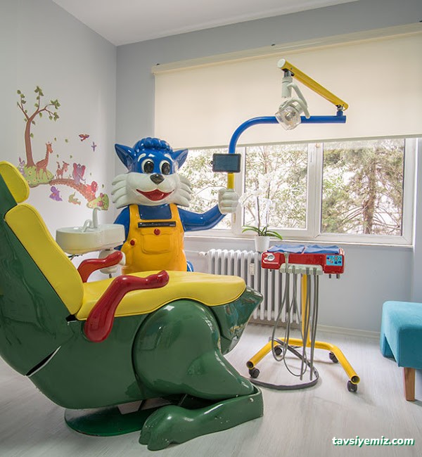 Çocuk Diş Doktoru Selin Postalcı