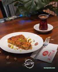 Çiğ Ķöfteci Künefeci Serhat Usta