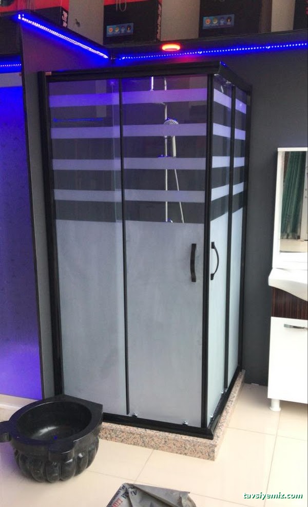 Yıllar Cam Ve Sineklik