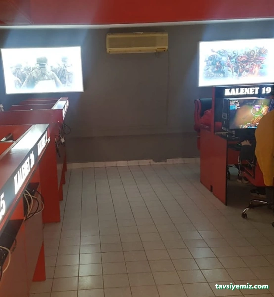 Kalenet Internet Cafe