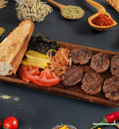 Kokoreççi Tekin Usta