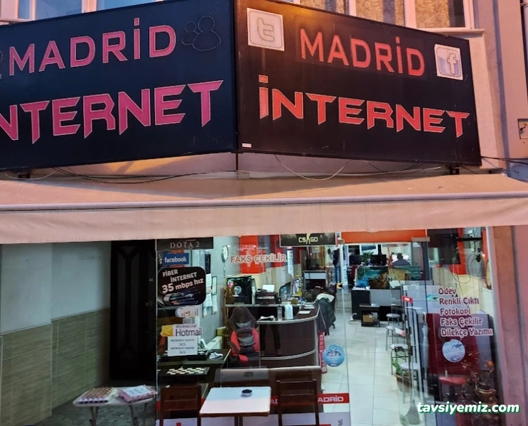 Madrid Internet Cafe