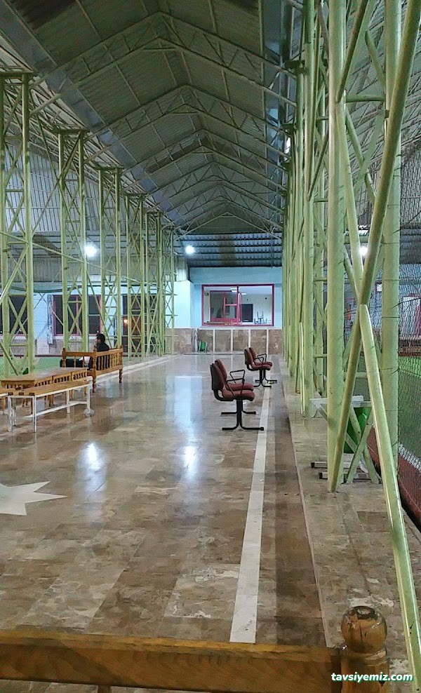 Şekerler Halı Saha