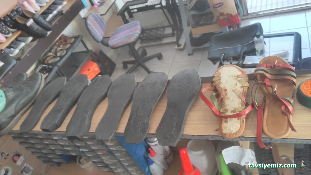 Acar Kundura (Valiz-Çanta-Kemer-Ayakkabı Tamiri)*(Luggage&Bag&Belt&Shoes Repair Center)