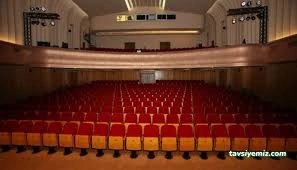 Adana Büyükşehir Belediyesi Tiyatro Salonu