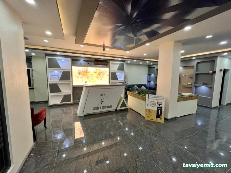 Adeslife Güzellik Merkezi