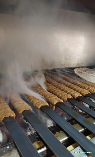 Adıyaman Kebap Ocakbaşı Dürüm