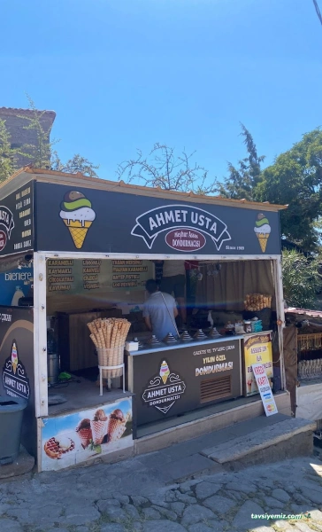 Ahmet Usta Meşhur Assos Dondurması