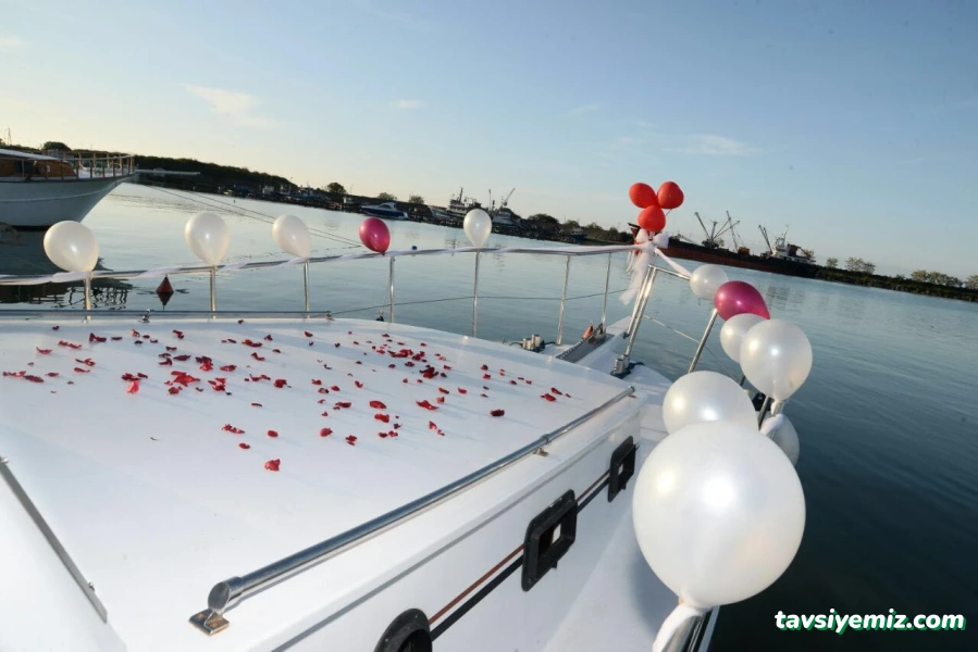 Ali Dayı 61 Gezi Teknesi