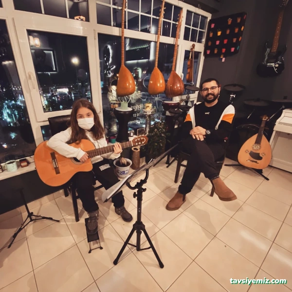 Alp Akıncı Sanat Atölyesi