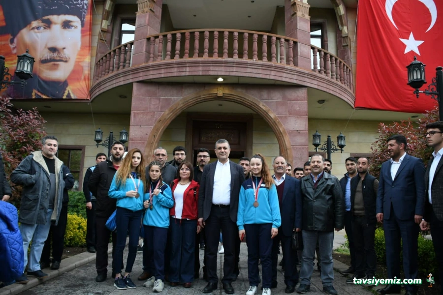 Altın Yumruk Spor Kulübü