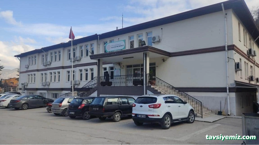 Amasya Şehit Mehmet Gök Halk Eğitimi Merkezi