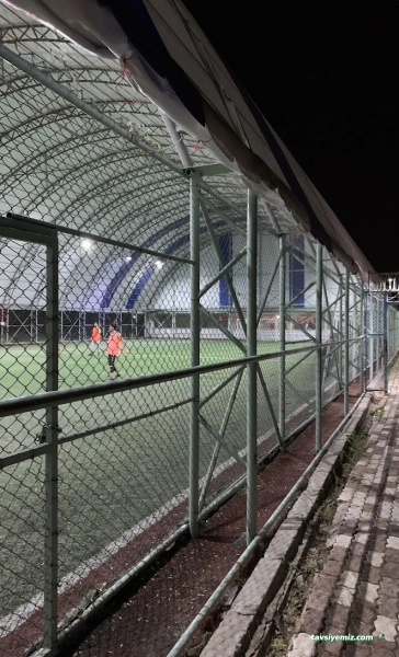 Amsterdam Green Arena Halı Saha