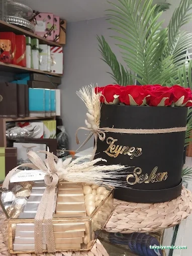Artvinde Çiçek Organizer Çikolata Parti Dünyası