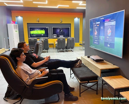 Atari Playstation Cafe