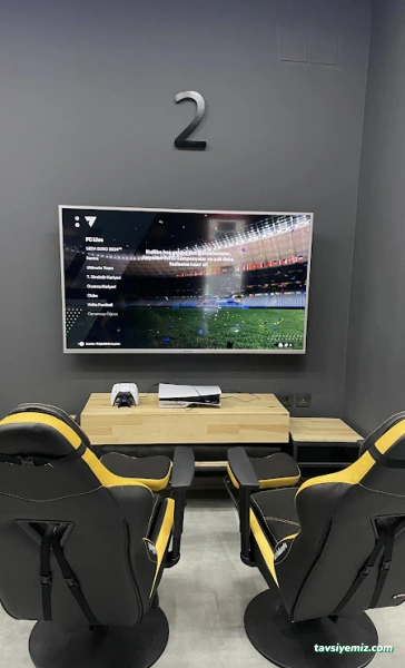 Atari Playstation Cafe