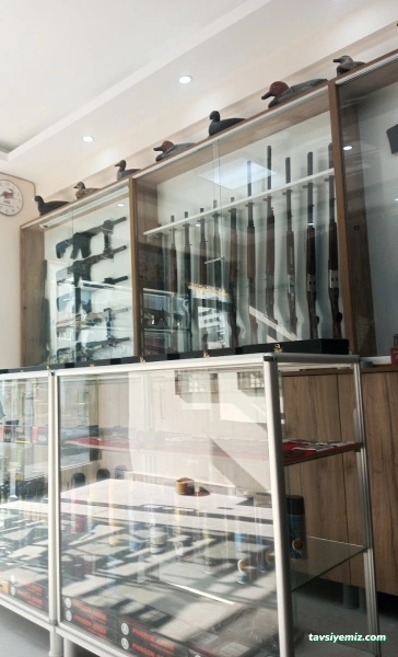 Auto Karbon Osmaniye (Öğretmen Esnaf).Ppf Kaplama,Cam Filmi,Pasta Cila, Far Parlatma