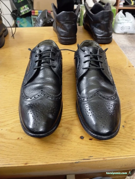 Ayakkabı Tamircisi 54 Su Lostra Salonu