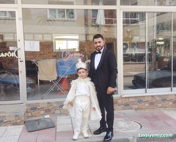 Manisa Cix Erkek Kuaför Berber Halil