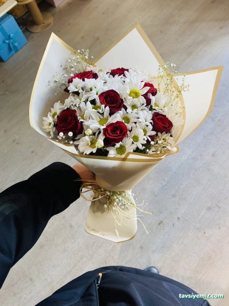 Bayburt Çiçekçi Dünyası