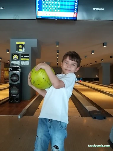 Big Wont Cafe & Restorant & Bowling