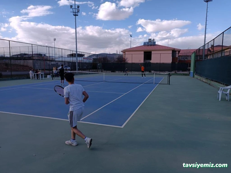 Bingöl Tenis Kortu