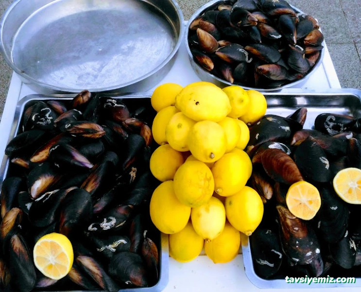 Birecik Kokoreç & Midye Şirdan / Neşeli Kokoreç