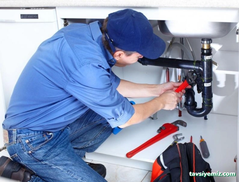 Blue Tesisat Tüm İlçelere 7/24 Su Kaçağı Ve Tıkanıklık Kameralı Kanal Görüntüleme