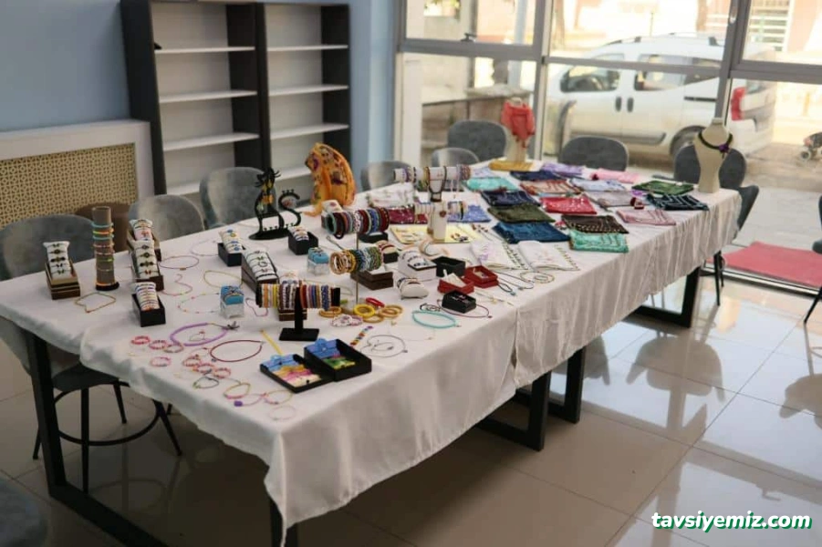 Bolvadin Halk Eğitimi Merkezi