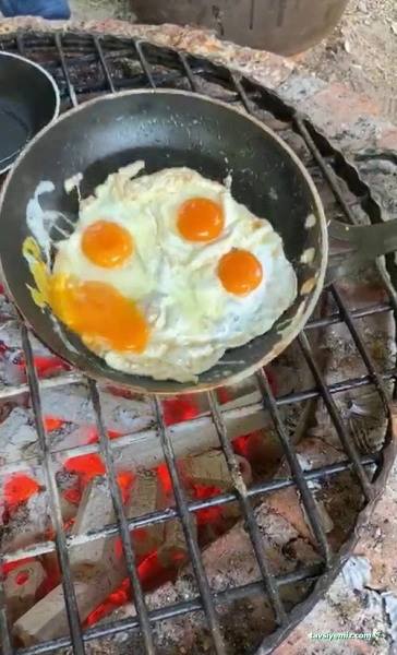 Bozukbağ Kahvaltıcısı