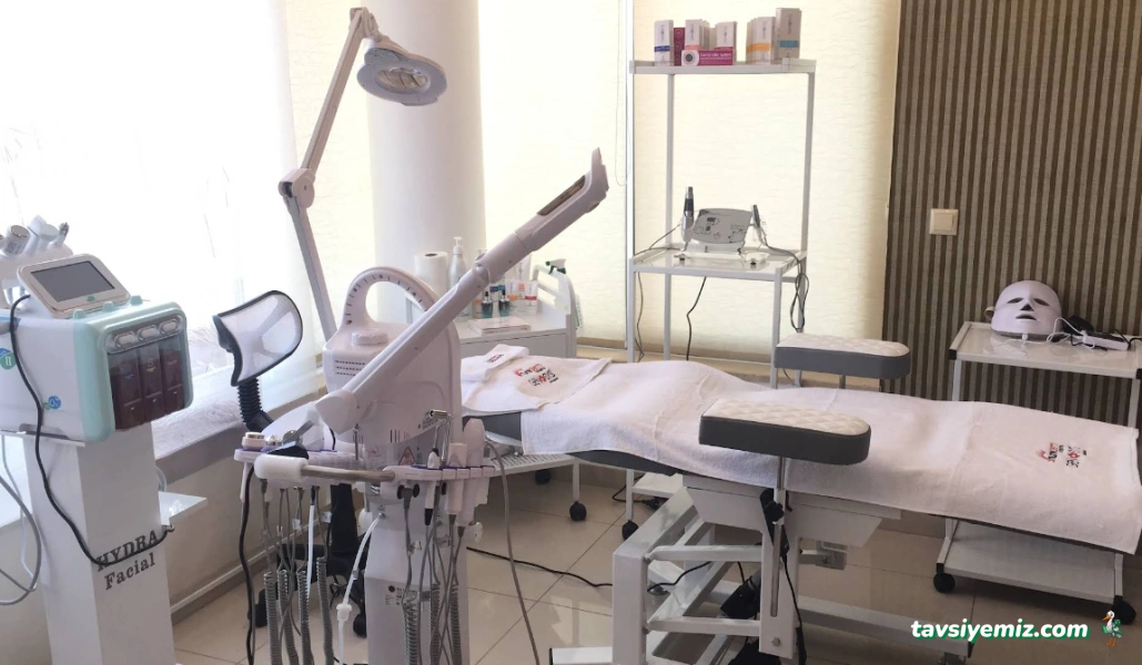 Bronze Beauty And Solarium