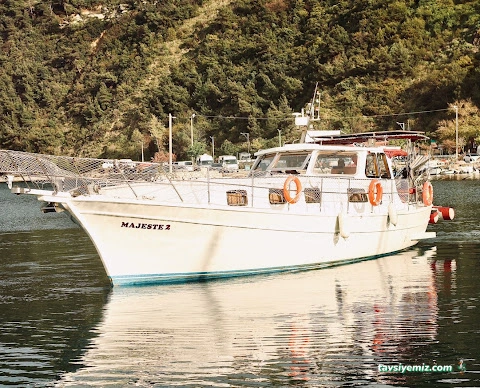 Bursa Kiralık Tekne Majeste 2