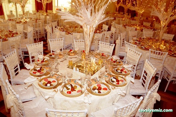 Buzz Ateşi Balo Davet Salonu