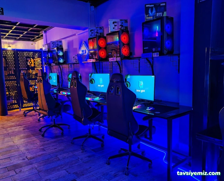 Insıght Gamıng Esports Cafe