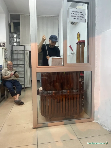 Caferağa Maraş Dondurmacısı