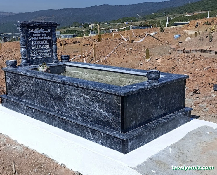 Çağdaş Mermer Mezar,Çeşme,Anıt Tasarım & Uygulama