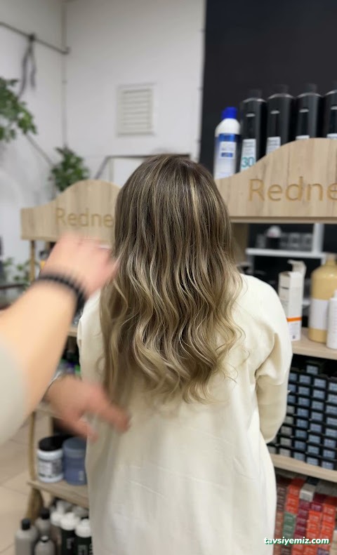 Professional Hair Makeup Studio Bayan Kuaförü