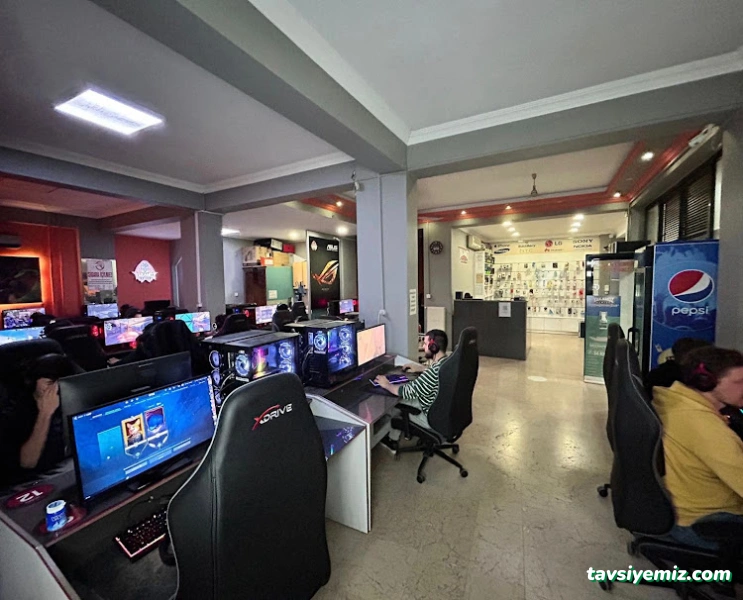 Yakamoz İnternet Cafe & İletişim