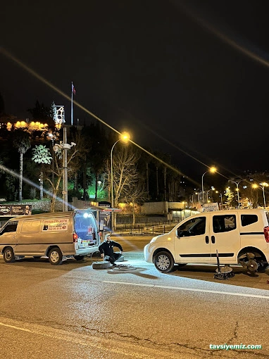 Ceyhan Oto Lastikçi 7/24 Mobil Yol Yardım Aracı