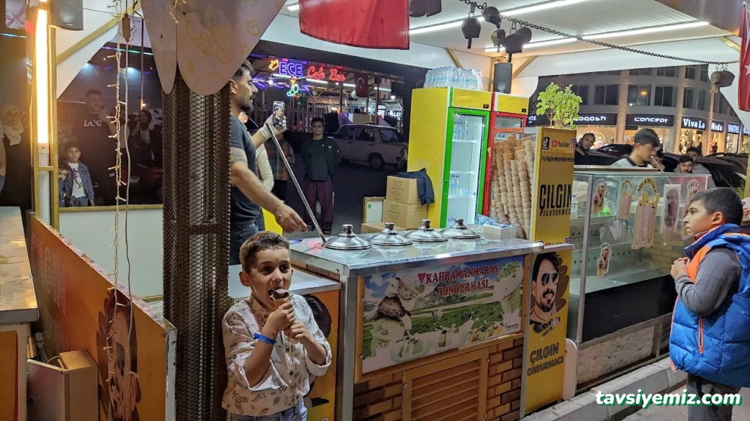 Çılgın Dondurmacı Belek