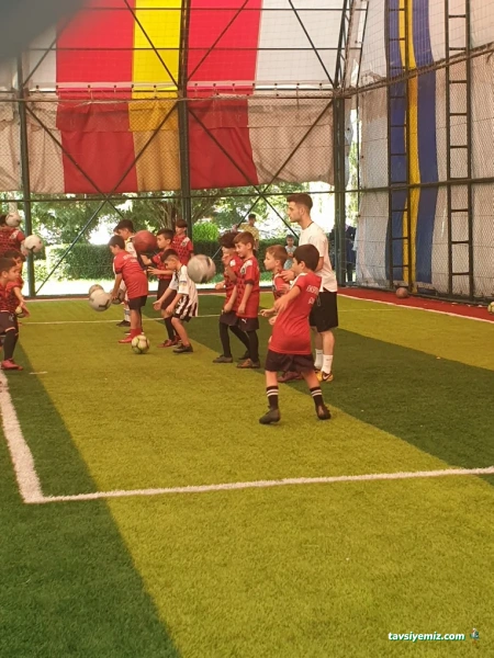 Çubukspor Sosyal Tesisi Halısaha